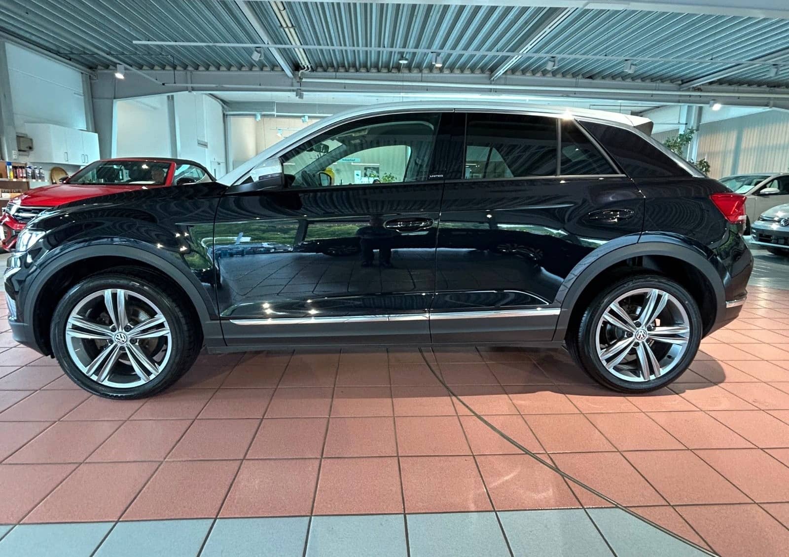 Volkswagen T-ROC 1.5 TSI United*NAVI*APP-CON*CLIMATRONIC* foto 8