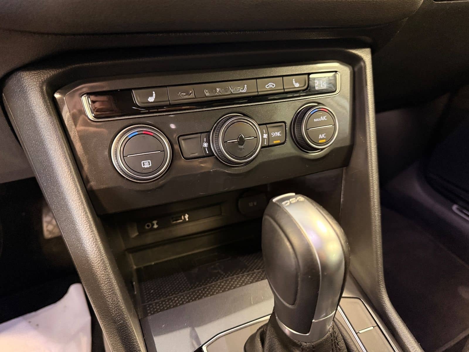 Volkswagen Tiguan Highline BMT/Start-Stopp/Navi/LED Sch/1.H foto 17