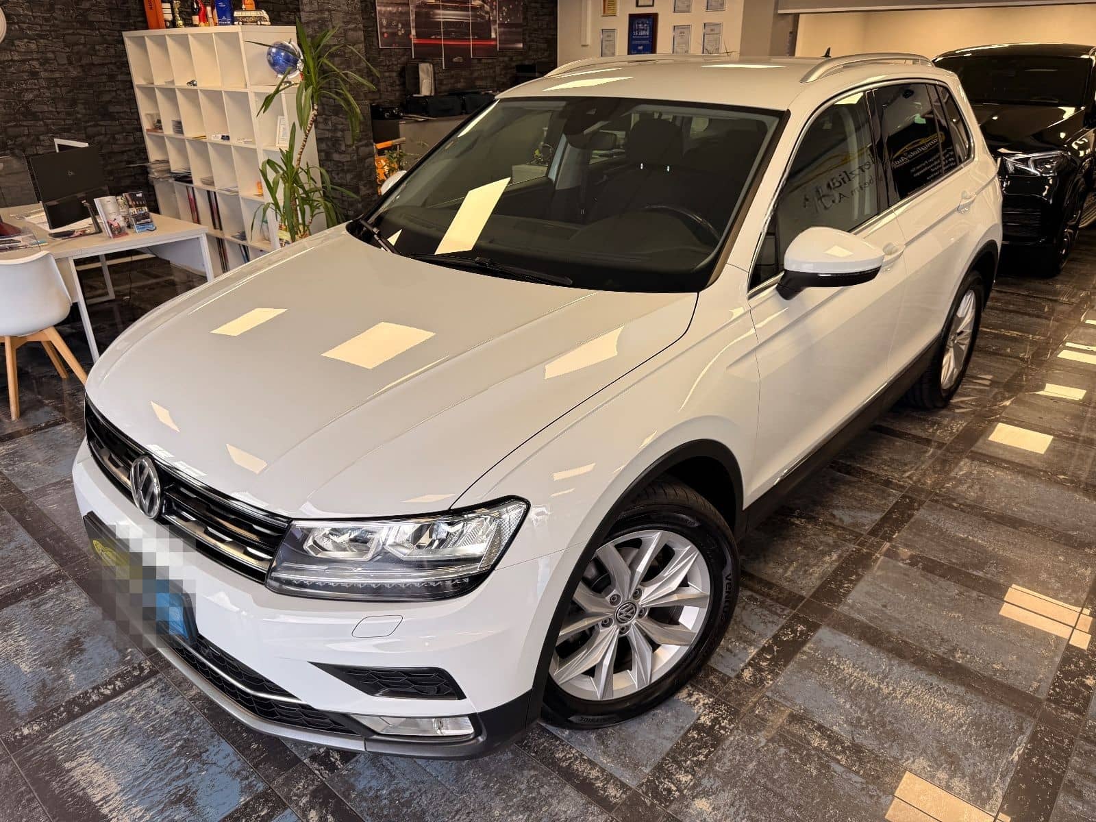 Volkswagen Tiguan Highline BMT/Start-Stopp/Navi/LED Sch/1.H foto 4