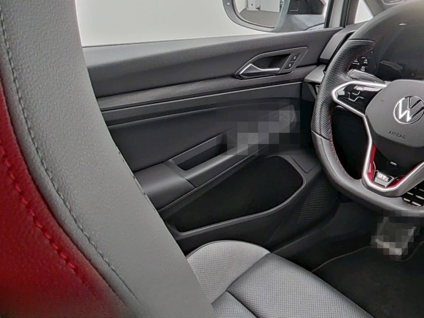 Volkswagen Golf GTI 8 2.0 TSI DSG Clubsport Black Style PAN foto 13