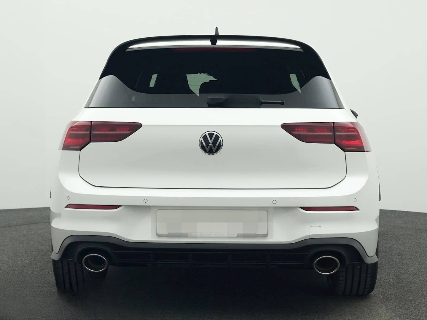 Volkswagen Golf GTI 8 2.0 TSI DSG Clubsport Black Style PAN foto 4