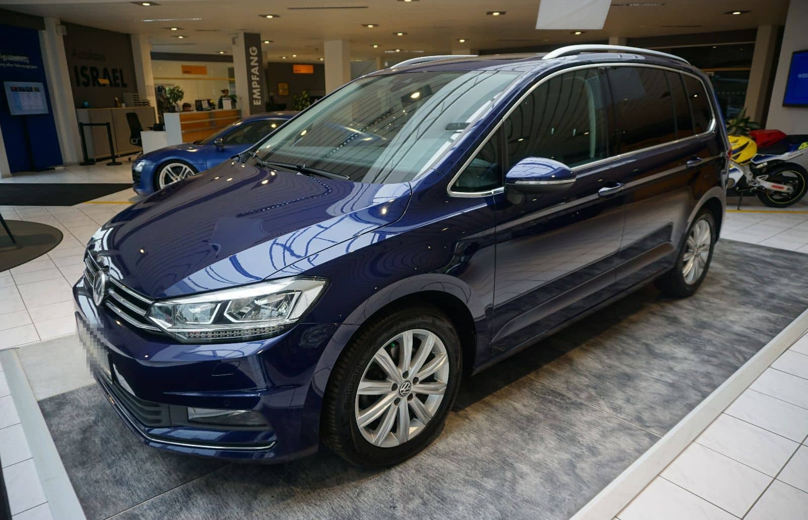 Volkswagen Touran Highline AUTOMATIK, NAVI, STANDHEIZUNG foto 6