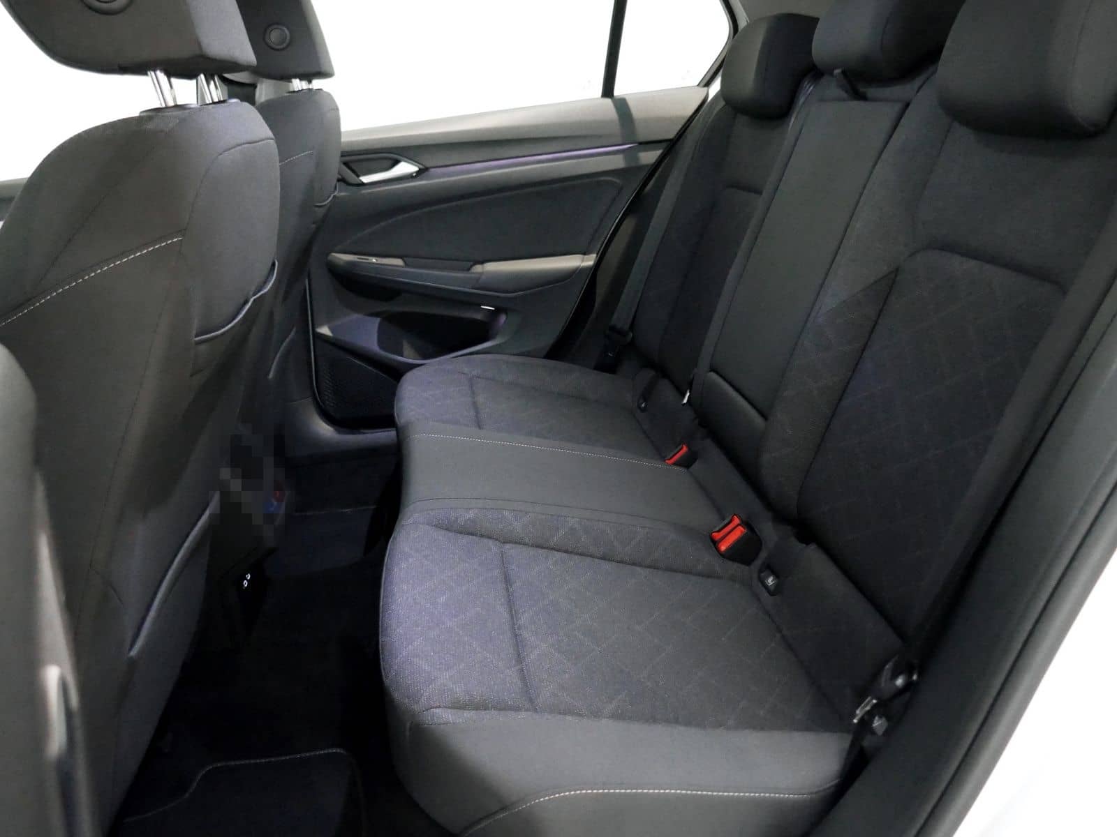 Volkswagen Golf VIII Life 2.0 TDI | LED PDC ACC Navi foto 8