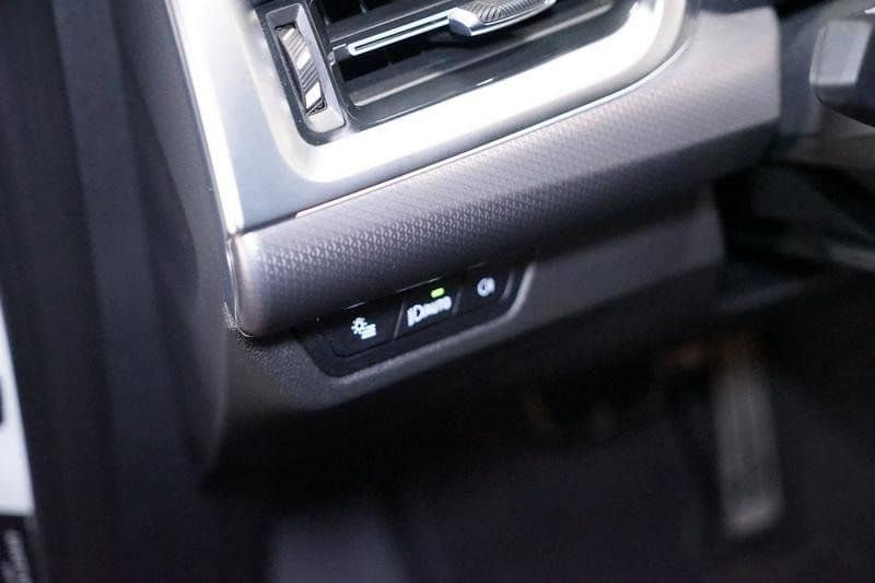 BMW iX1 xDrive 30 M-Sport 70kWh RFK/LED/NAVI/CARPLAY foto 17