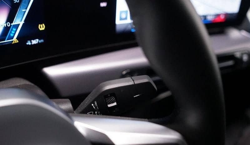 BMW iX1 xDrive 30 M-Sport 70kWh RFK/LED/NAVI/CARPLAY foto 23