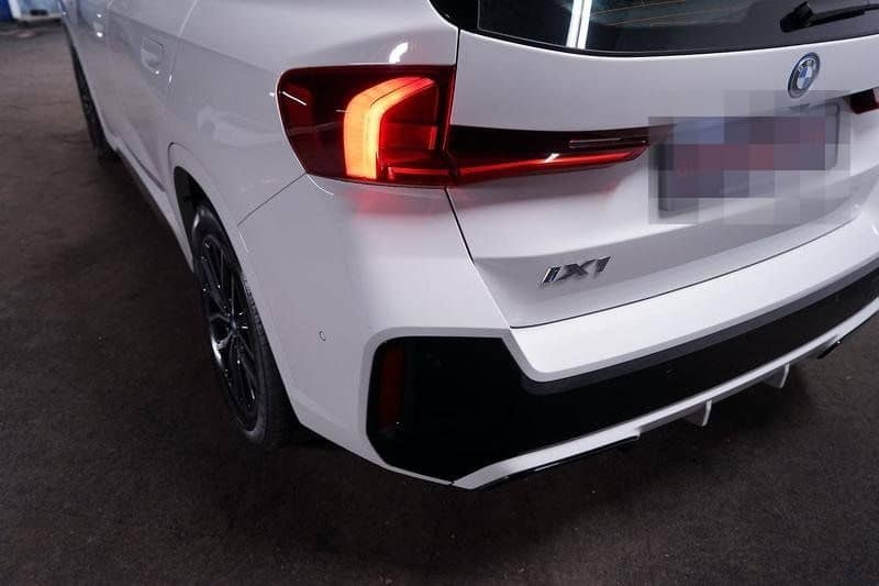 BMW iX1 xDrive 30 M-Sport 70kWh RFK/LED/NAVI/CARPLAY foto 7