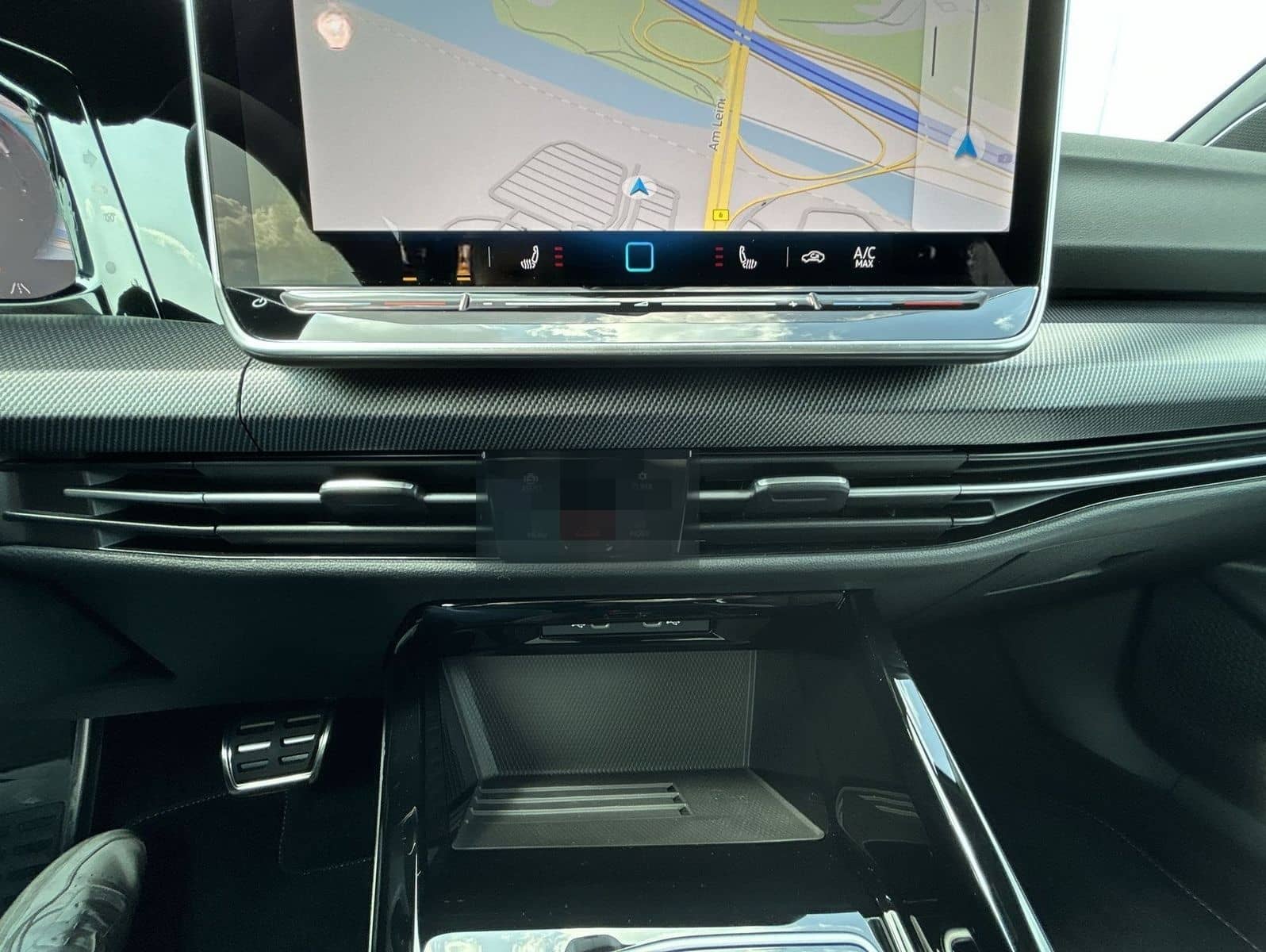 Volkswagen Golf VIII 1.5 TSI DSG R-Line Navi Panorama LED D foto 21