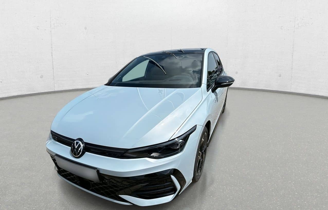 Volkswagen Golf VIII 1.5 TSI DSG R-Line Navi Panorama LED D foto 4