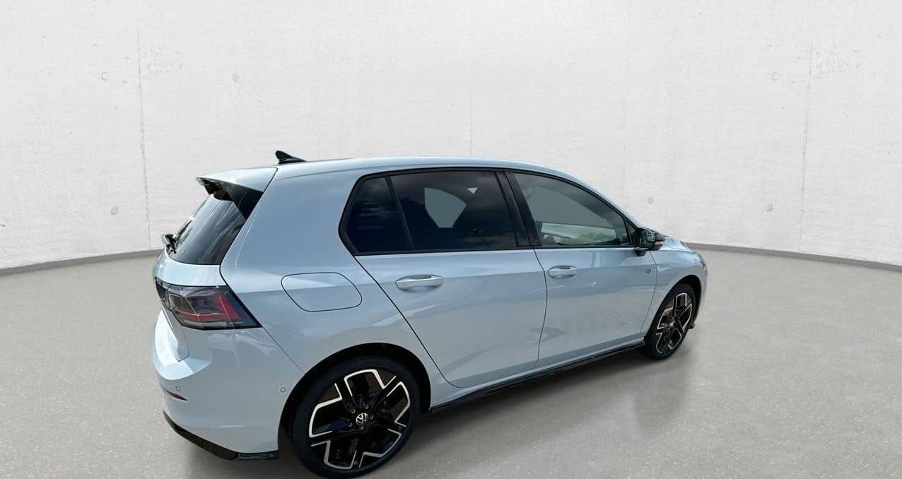 Volkswagen Golf VIII 1.5 TSI DSG R-Line Navi Panorama LED D foto 7