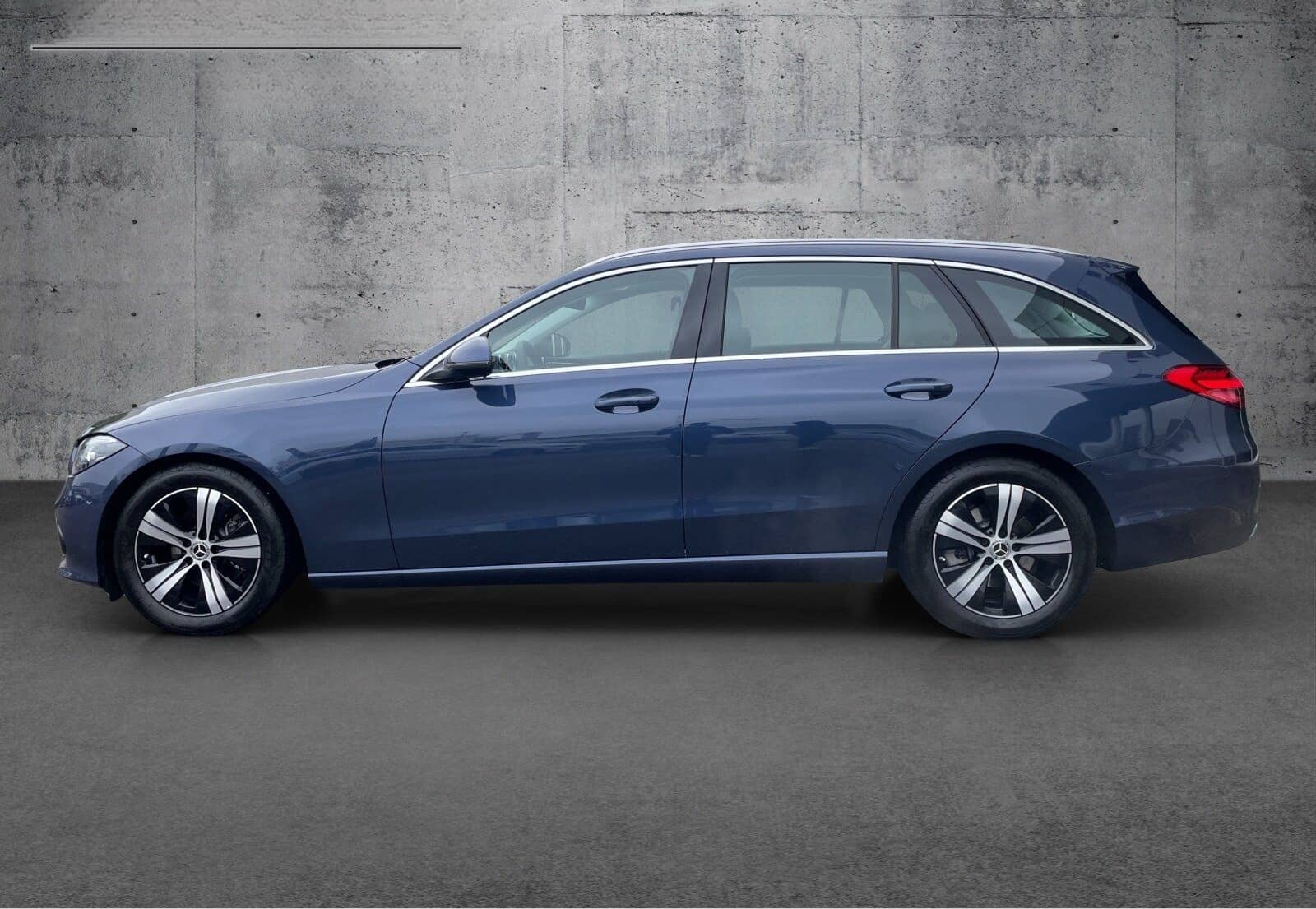 Mercedes-Benz C 180 T AVANTGARDE+PANO+KAMERA+EASYPACK+LED+SHZ foto 8