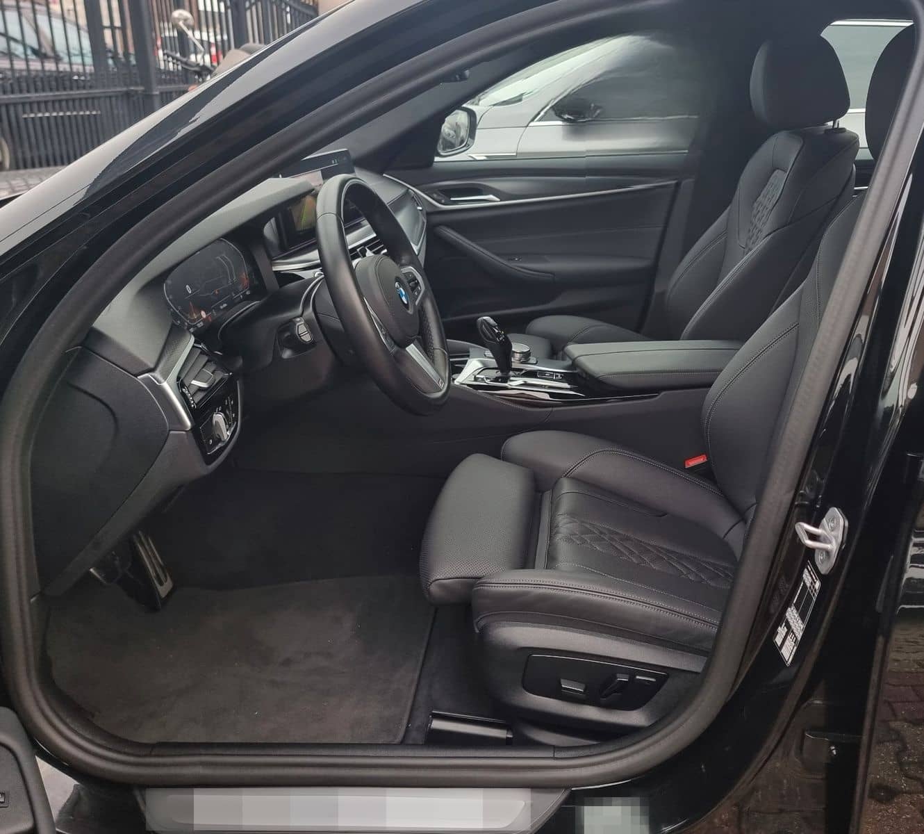 BMW 520 d M Sport-ACC-1HD-LEDER-20TKM-GARANTI-KAMERA foto 11