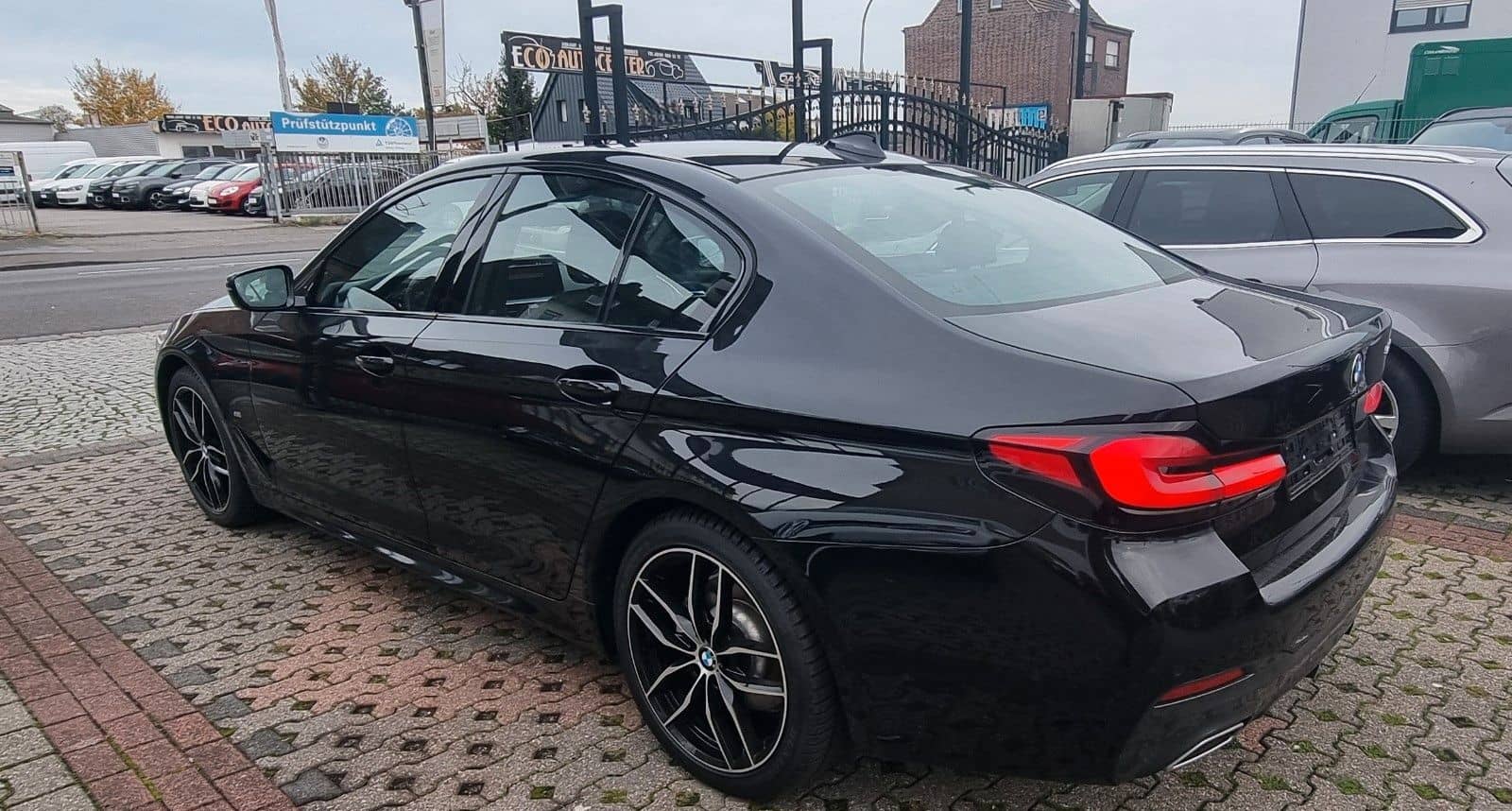 BMW 520 d M Sport-ACC-1HD-LEDER-20TKM-GARANTI-KAMERA foto 10