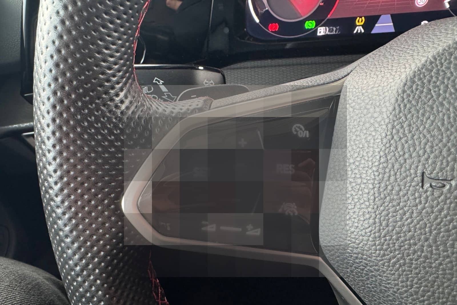 Volkswagen Golf VIII GTI Clubsport 2.0 TSI DSG PANO/19"/DCC foto 18