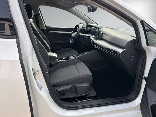 Volkswagen Golf VIII Variant 1.0 eTSI DSG LED+NAVI+ACC+SIHZ foto 11