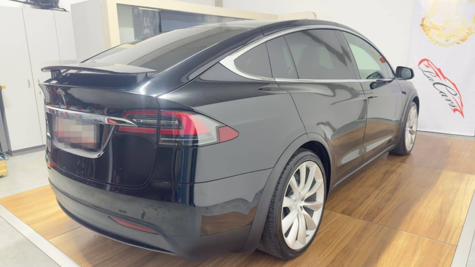 Tesla Model X Performance Dual Allradantrieb foto 11