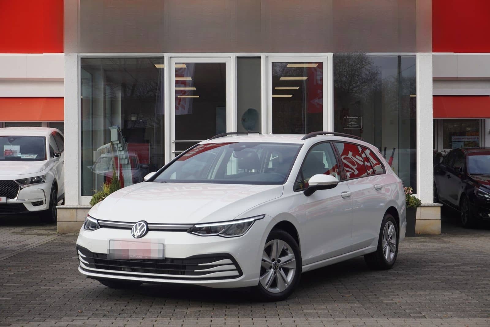 Volkswagen Golf VIII Variant 2.0 TDI Life LED Navi ACC DAB foto 2