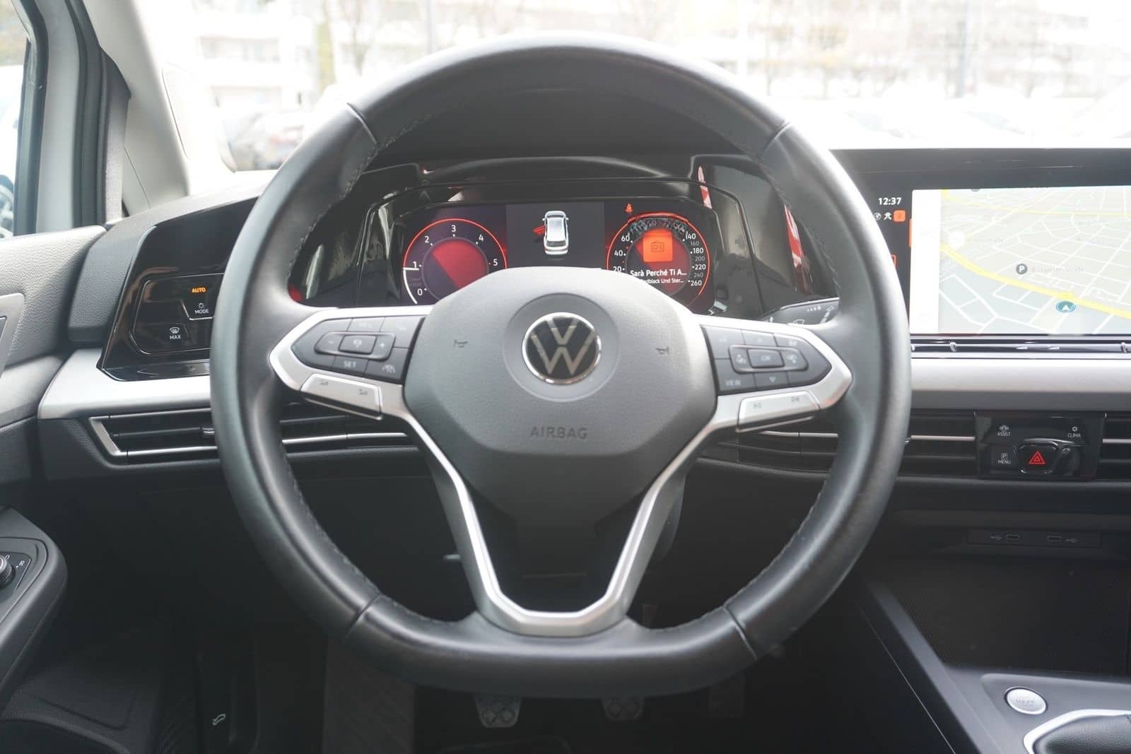 Volkswagen Golf VIII Variant 2.0 TDI Life LED Navi ACC DAB foto 12