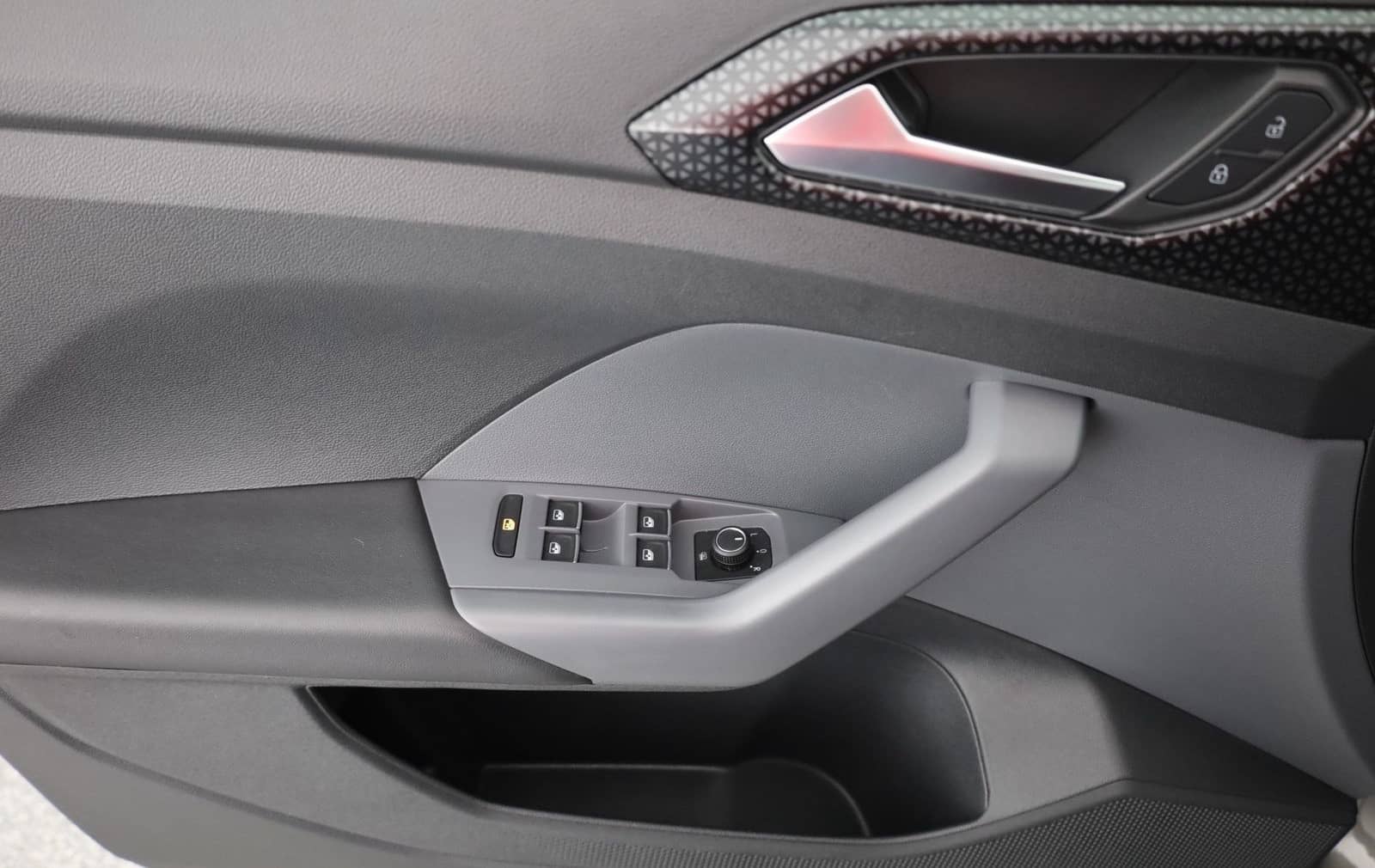 Volkswagen T-Cross 1.0 TSI Style LED Navi ACC Totwinkel DAB foto 22