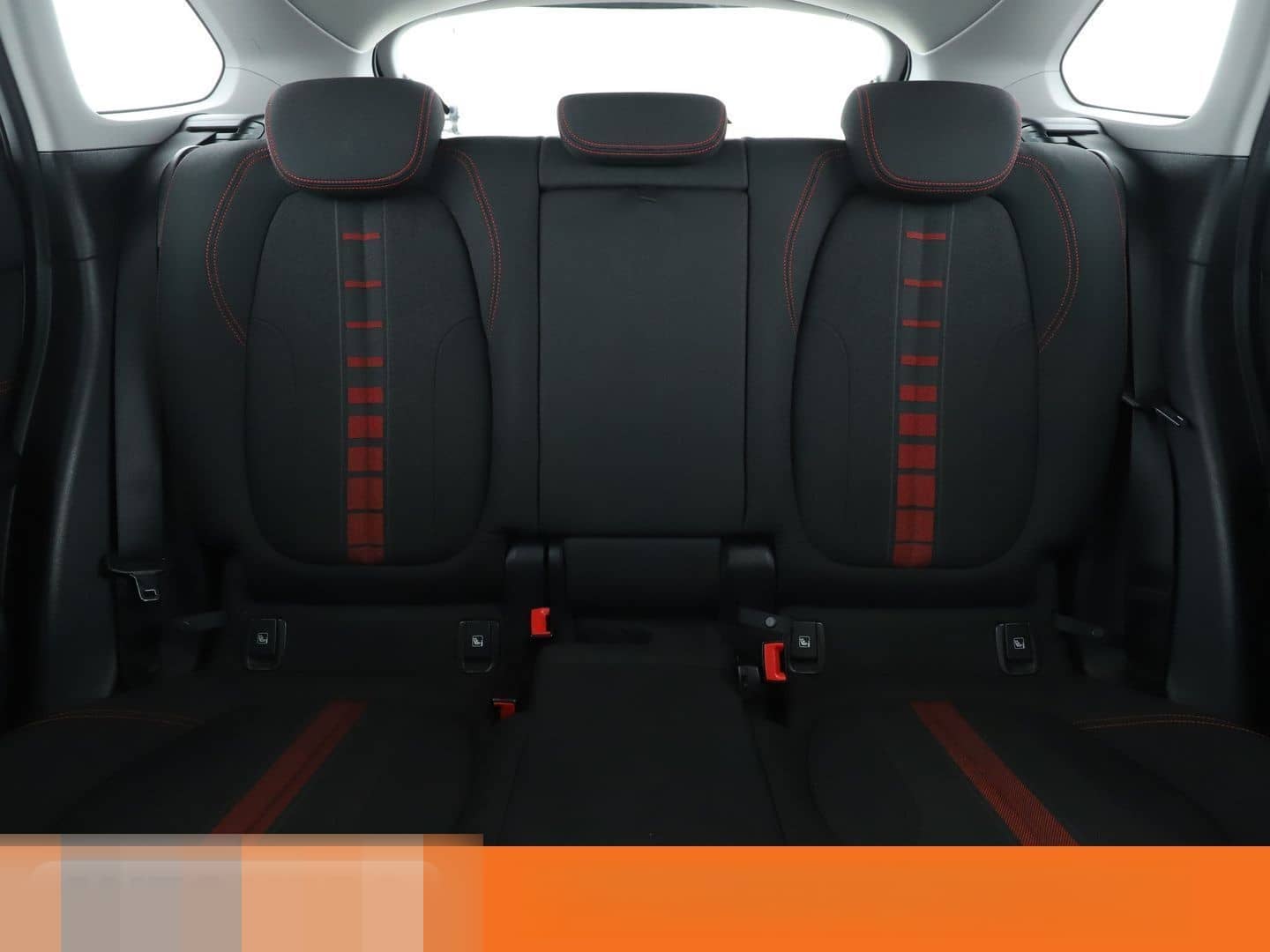 BMW X1 sDrive 20i Sport Line Aut.*LED*TEMPO*CAM*PDC* foto 24