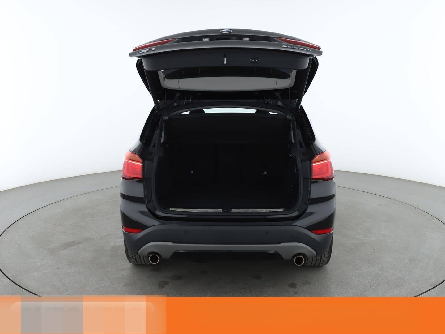 BMW X1 sDrive 20i Sport Line Aut.*LED*TEMPO*CAM*PDC* foto 25