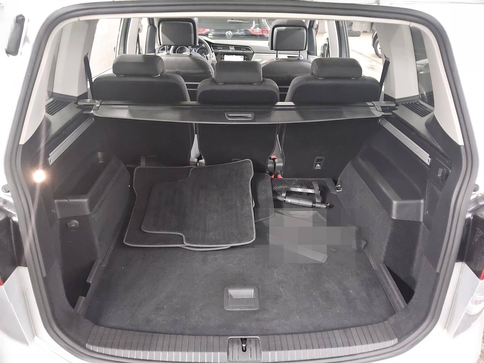 Volkswagen Touran 2.0 TDI Comf. Navi Pano RFK PDC Shz foto 11