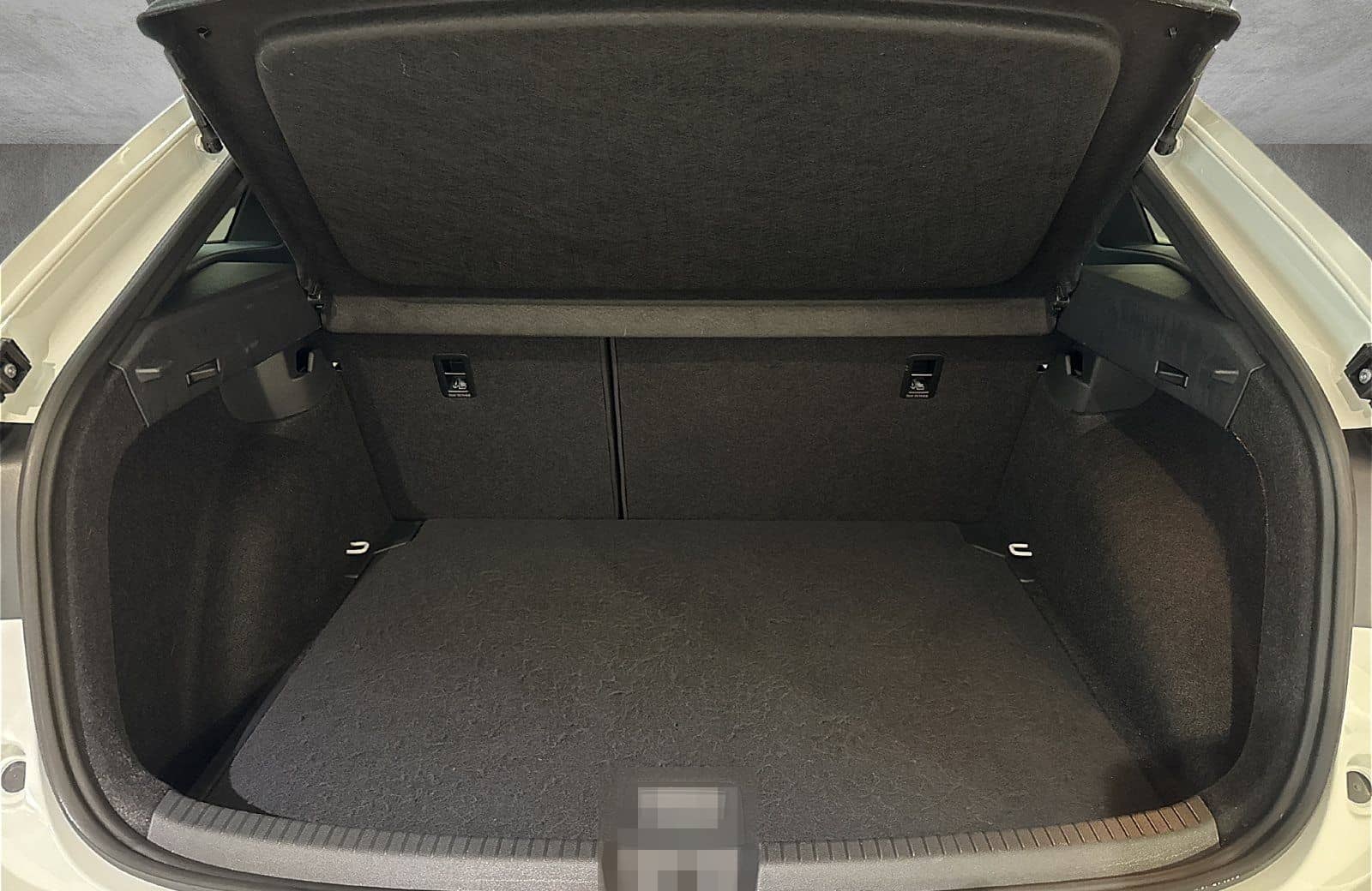 Volkswagen Taigo 1.0 TSI R-Line DSG IQ.Light Navi RFK AHK A foto 12