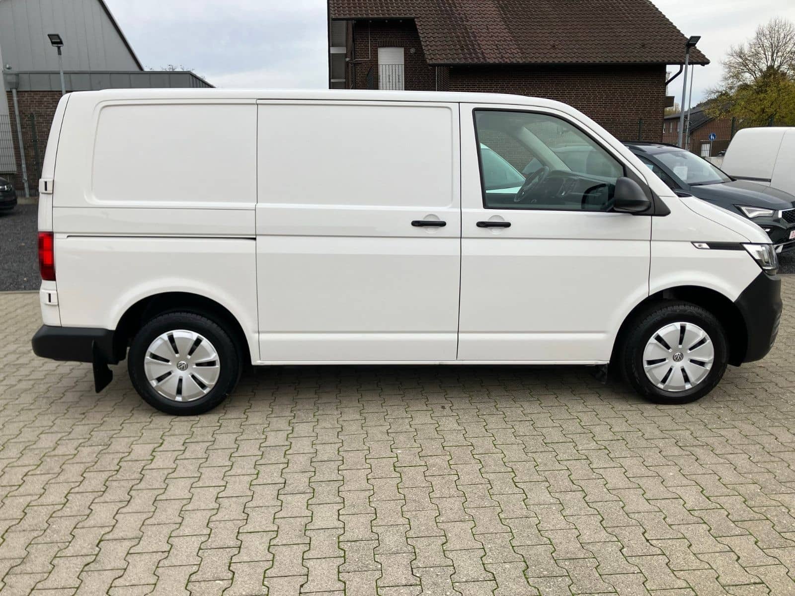 Volkswagen T6 Transporter 2.0TDI Navi 1.Hand foto 5