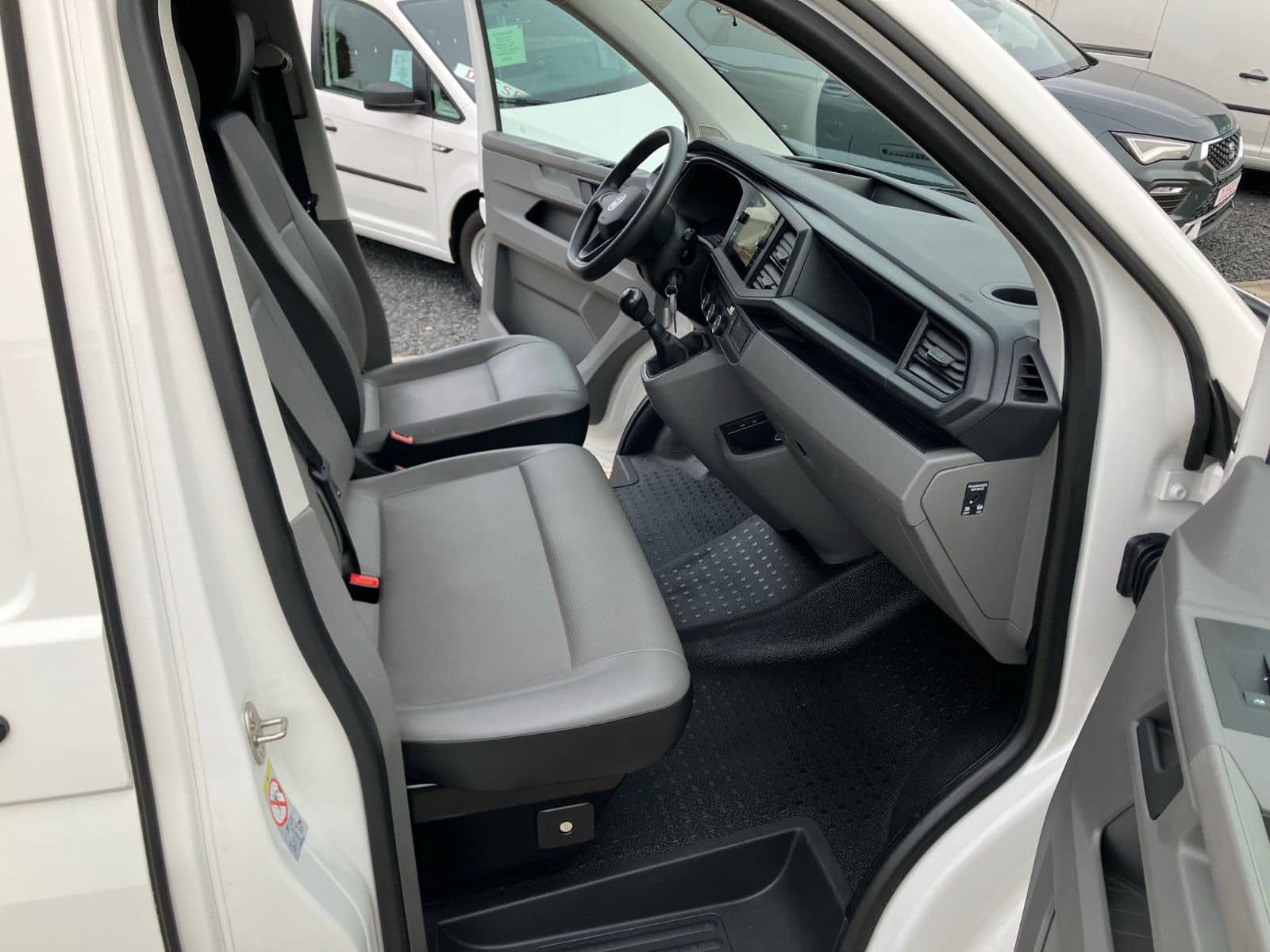 Volkswagen T6 Transporter 2.0TDI Navi 1.Hand foto 10