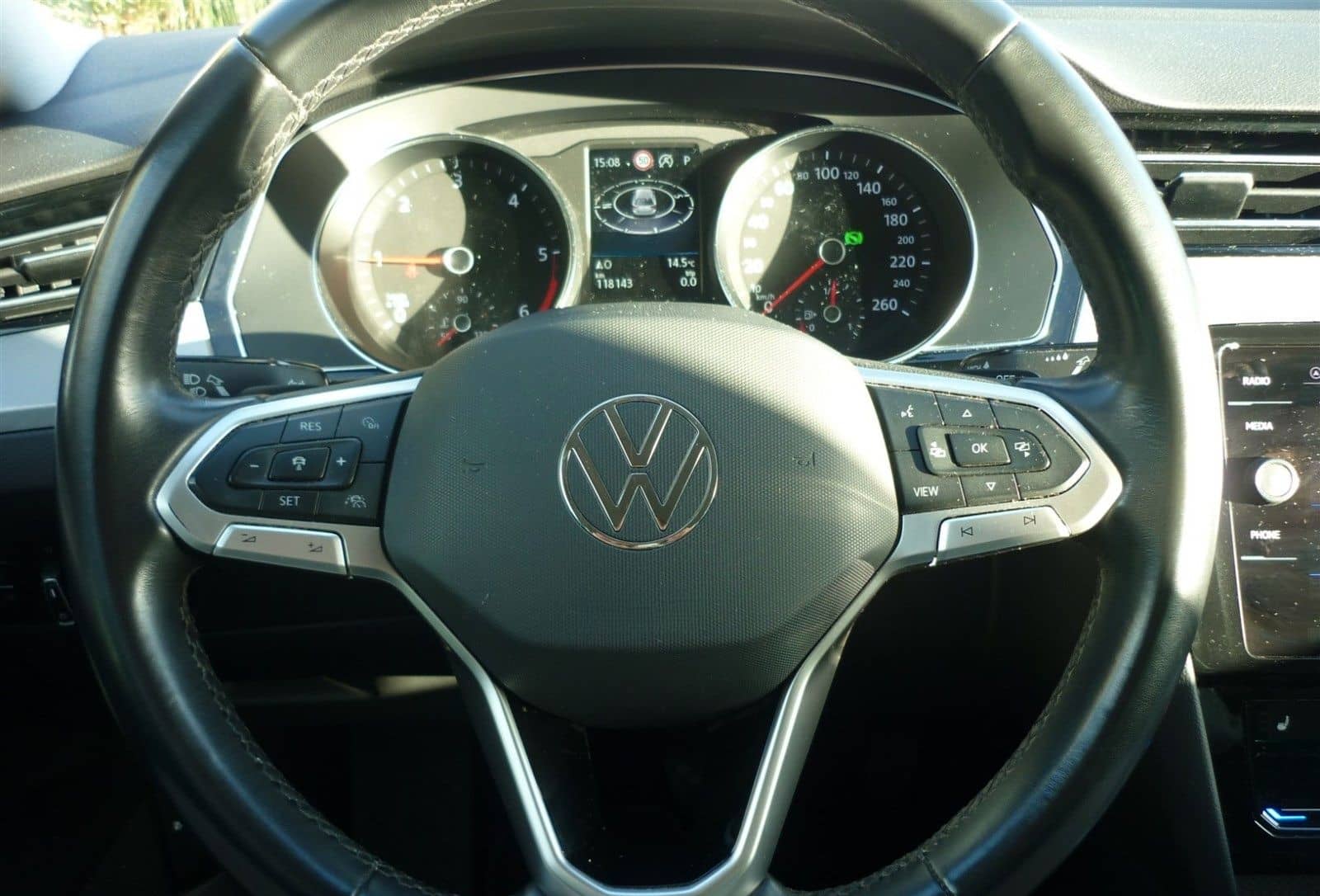 Volkswagen Passat Variant Business 2,0 TDI DSG+AHK+Navi+ACC foto 14