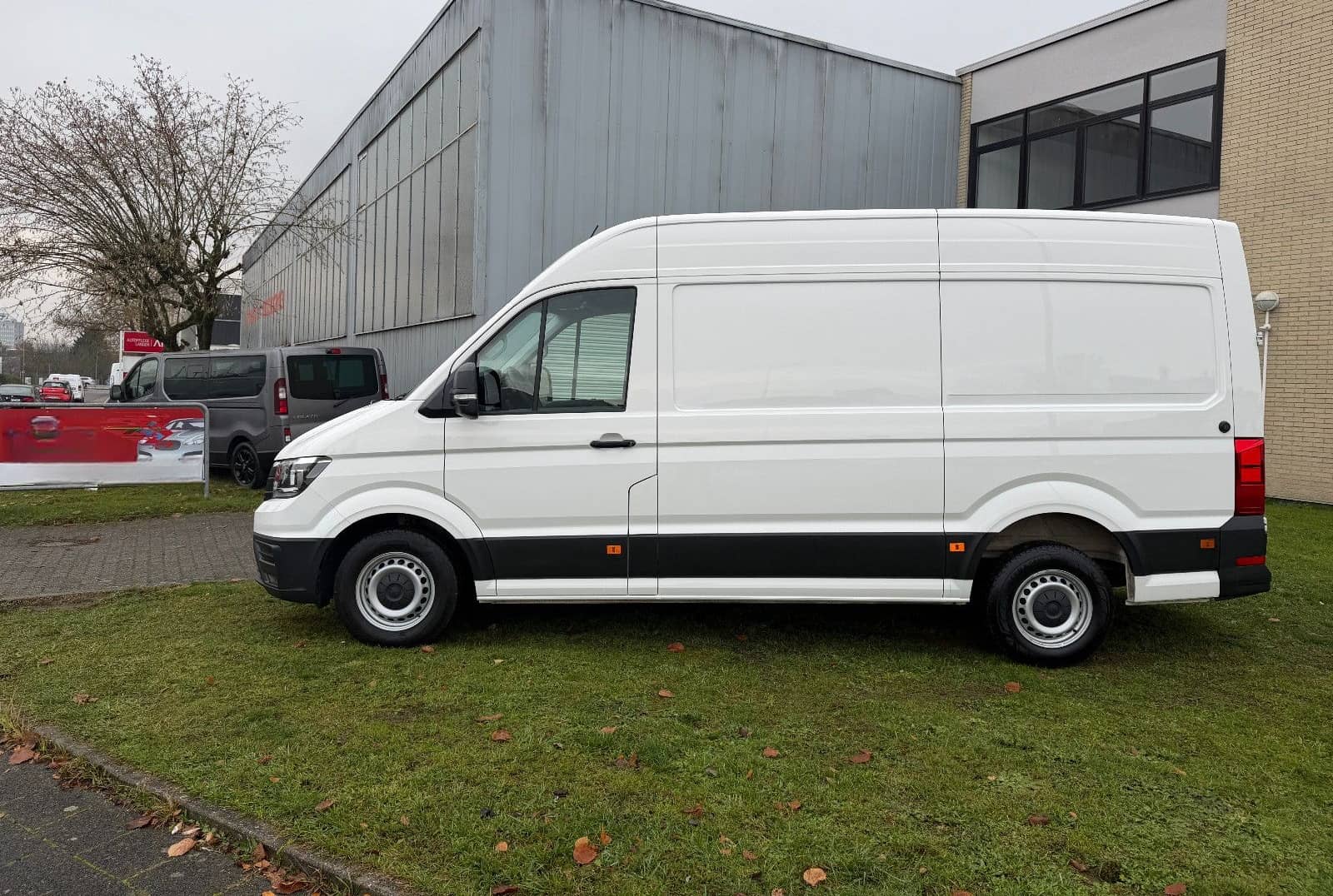 Volkswagen Crafter Kasten Kasten 30 mittellang Trendline Ho foto 9