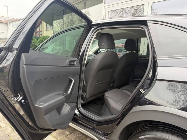 Volkswagen Taigo Style 1.5 TSI DSG ACC IQ.Light CarPlay foto 23