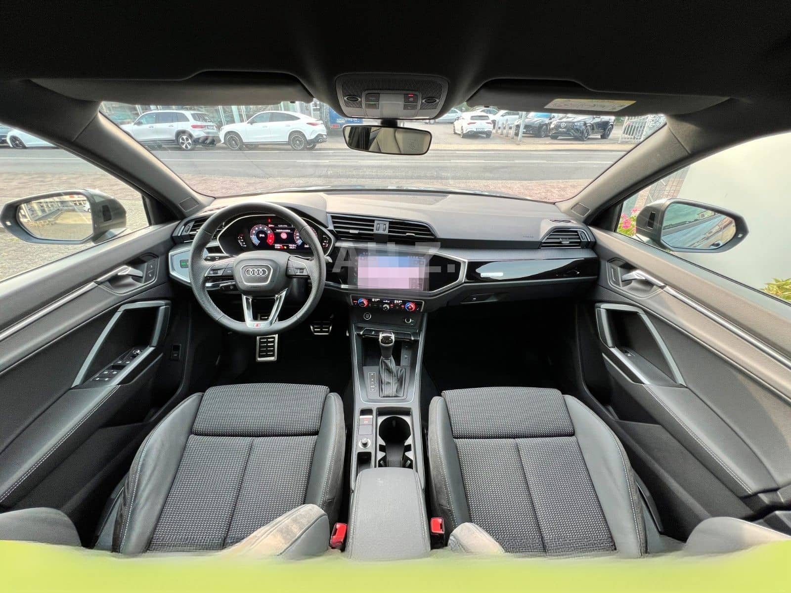 Audi Q3 S Line 2x S-LINE*KAM*LED*MMI*KeyLess*AHK V*18 foto 14