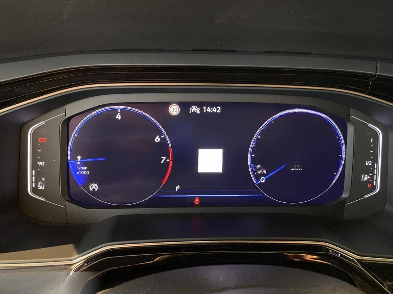 Volkswagen Taigo 1.0 TSI R-Line NAVI KLIMA AHK PANO PED PDC foto 15