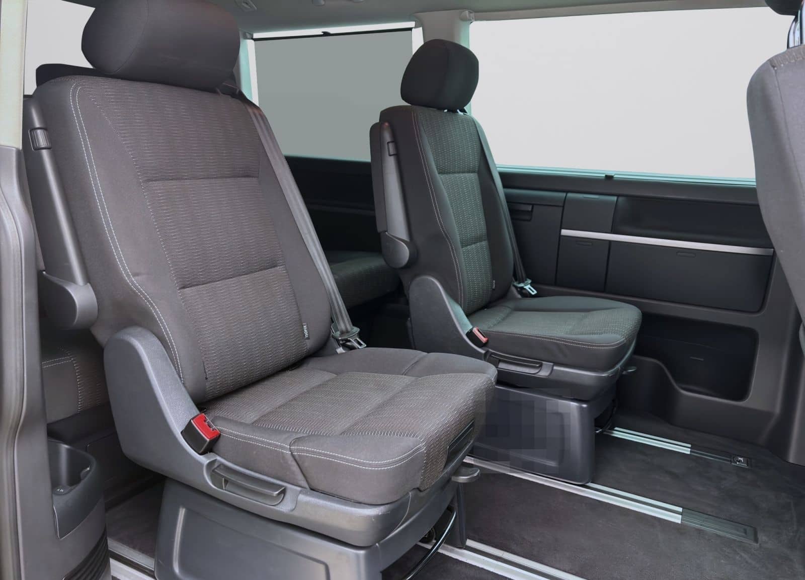 Volkswagen T6 Multivan 2.0 TDI DSG COMFORTLINE AHK ACC NAVI foto 14