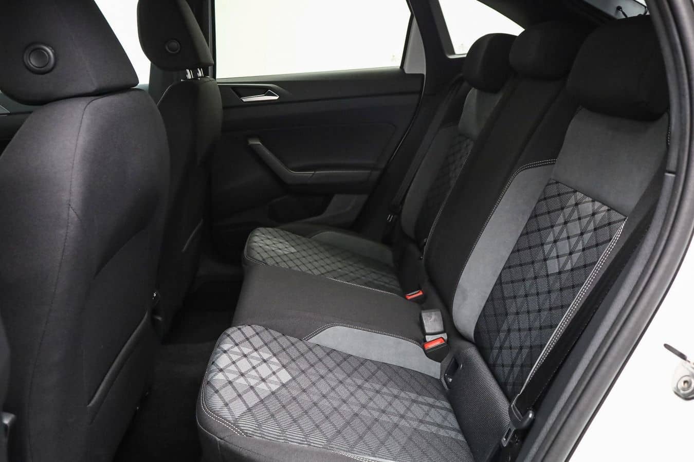 Volkswagen Taigo 1.5 TSI DSG R-LINE*BLACK-STYLE*IQ.LIGHT*AH foto 12