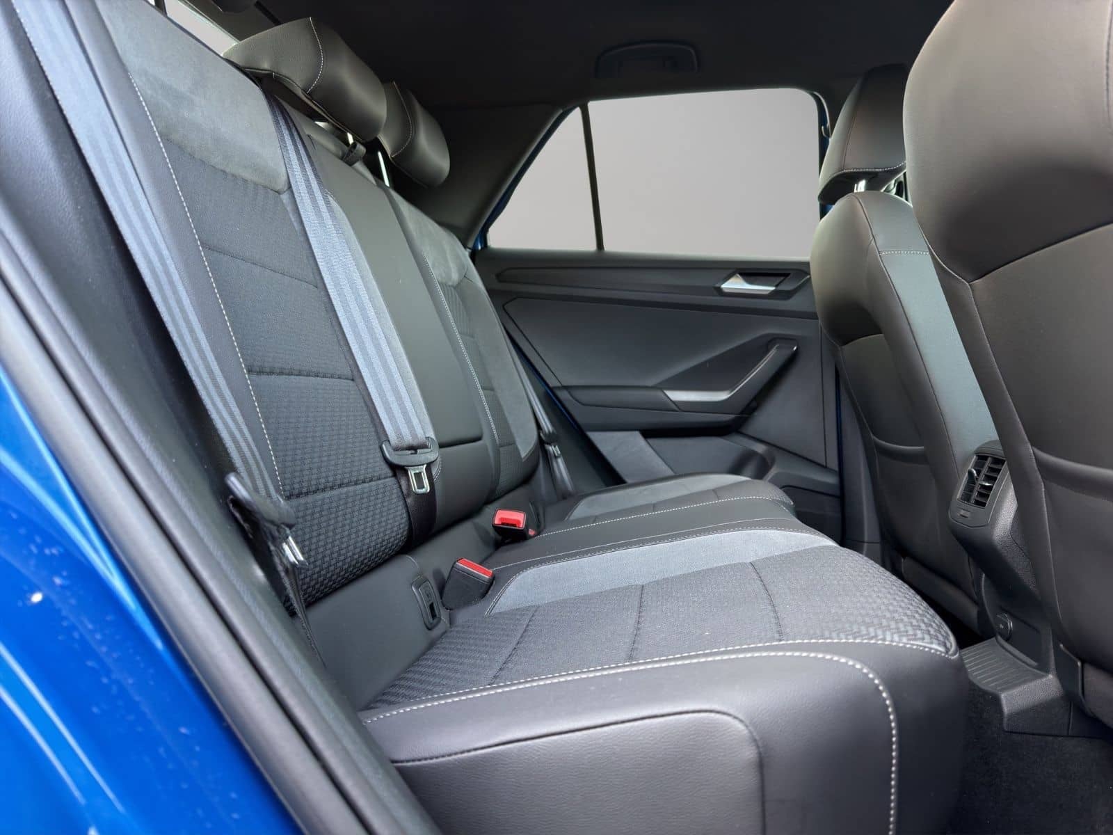 Volkswagen T-Roc 1.5 TSI R-Line*19*ACC*BEATS*NAVI* foto 13