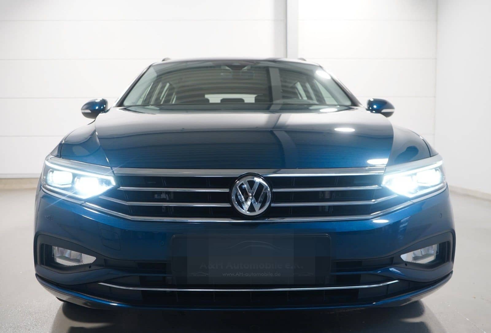 Volkswagen Passat 2.0 TDI Business *ACC*MATRIX*AHK*1.HAND foto 2
