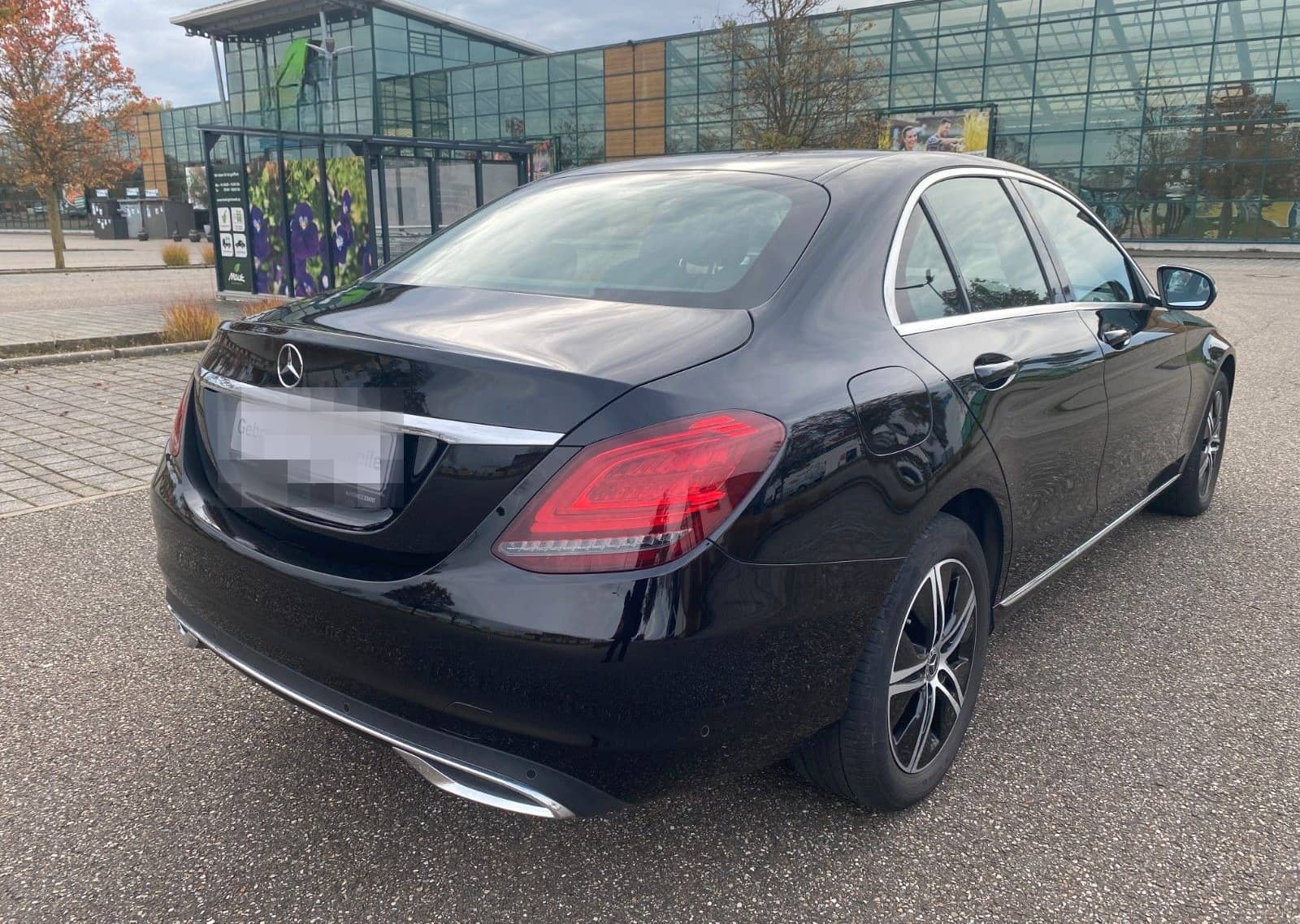 Mercedes-Benz C 200 d Avantgarde,LED,Leder,Navi,Kamera,PDC. foto 3