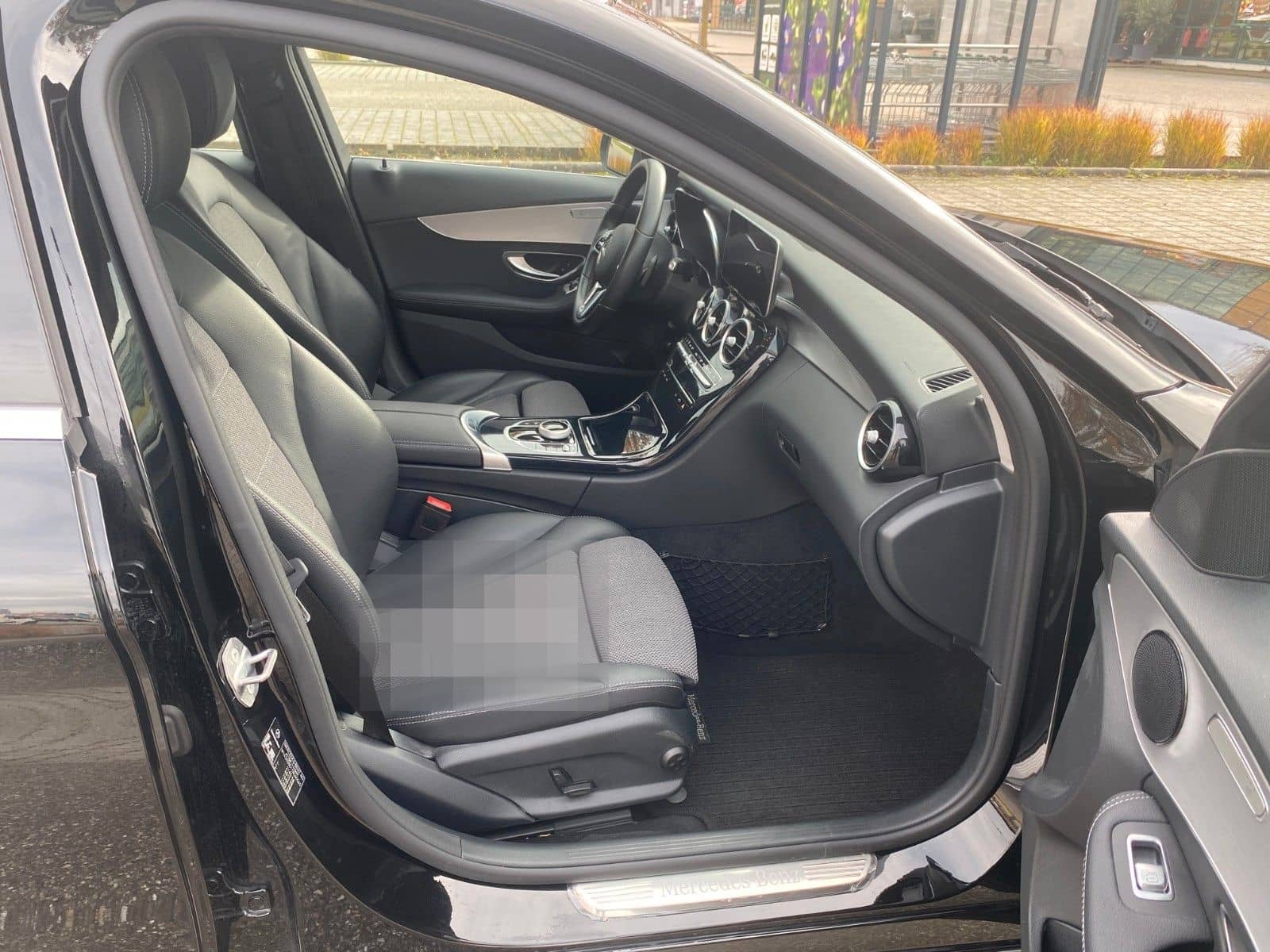 Mercedes-Benz C 200 d Avantgarde,LED,Leder,Navi,Kamera,PDC. foto 7