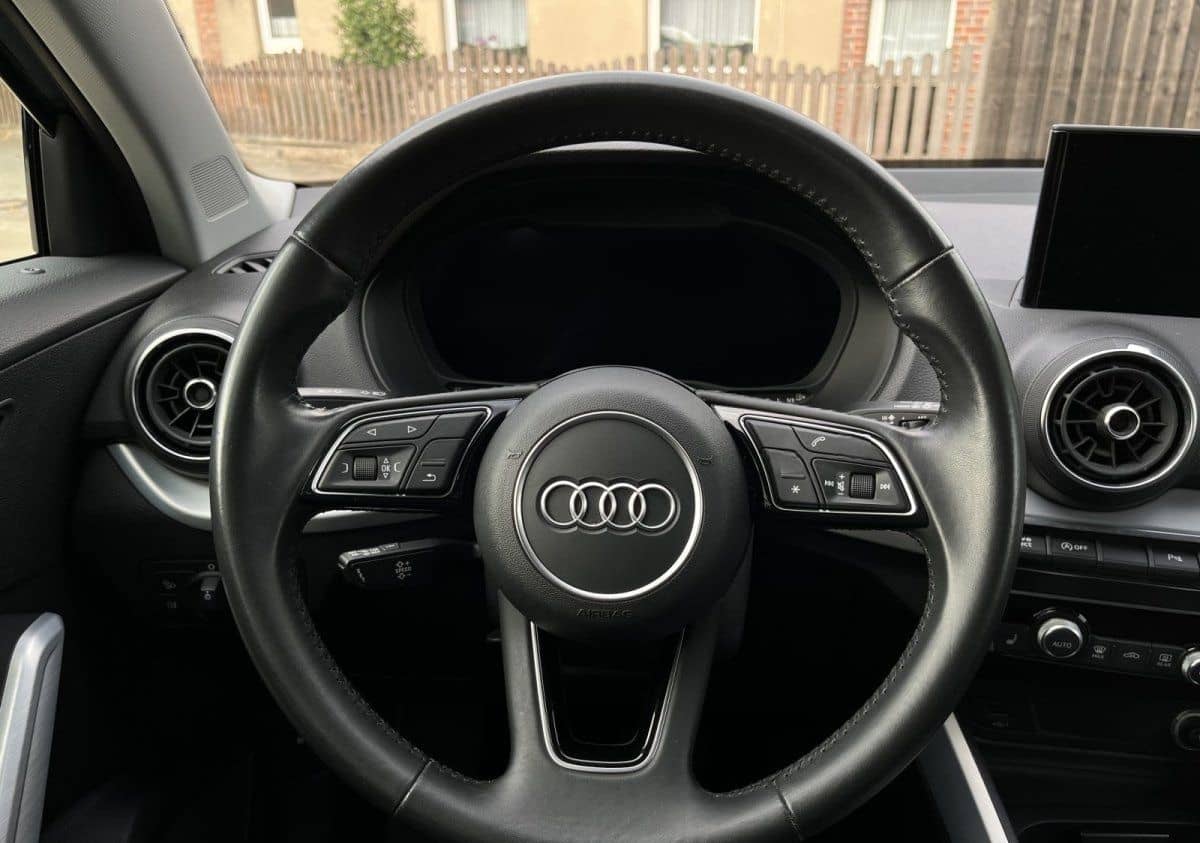 Audi Q2  35 TDI sport *AHK *SHZ foto 13