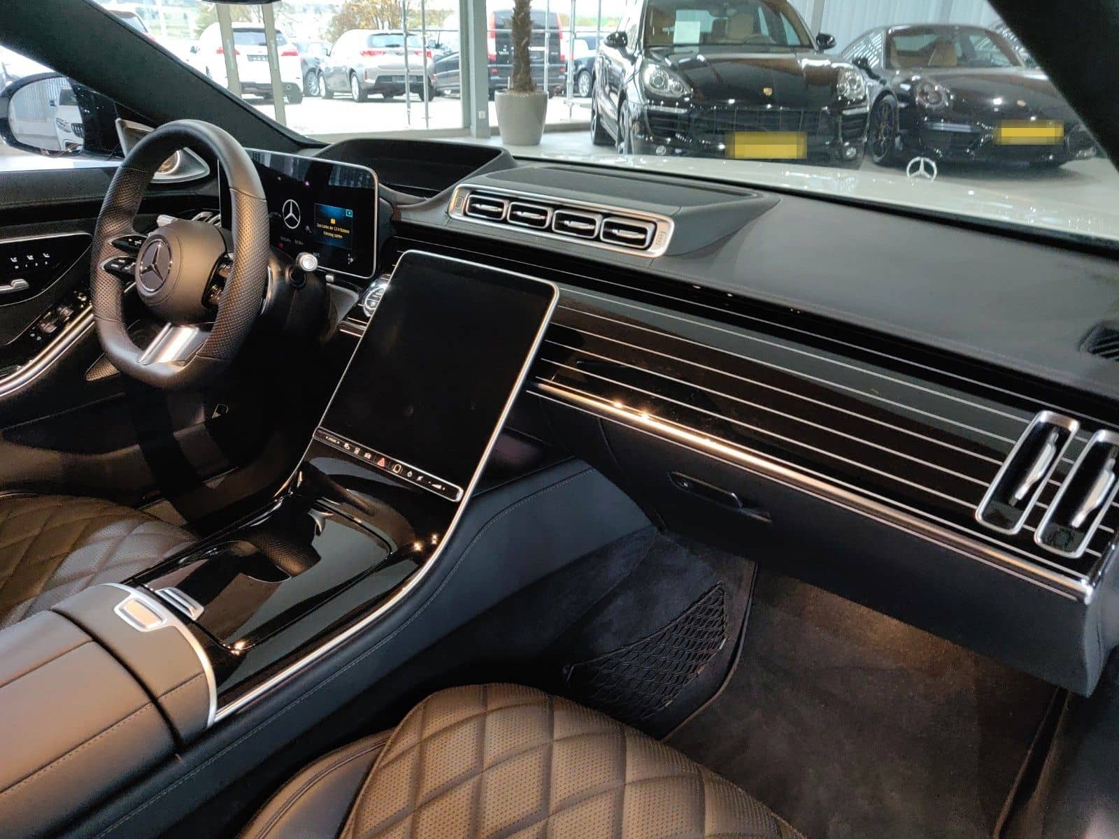 Mercedes-Benz S 400 d 4M AMG Night Pano 21" Digital 360° foto 15