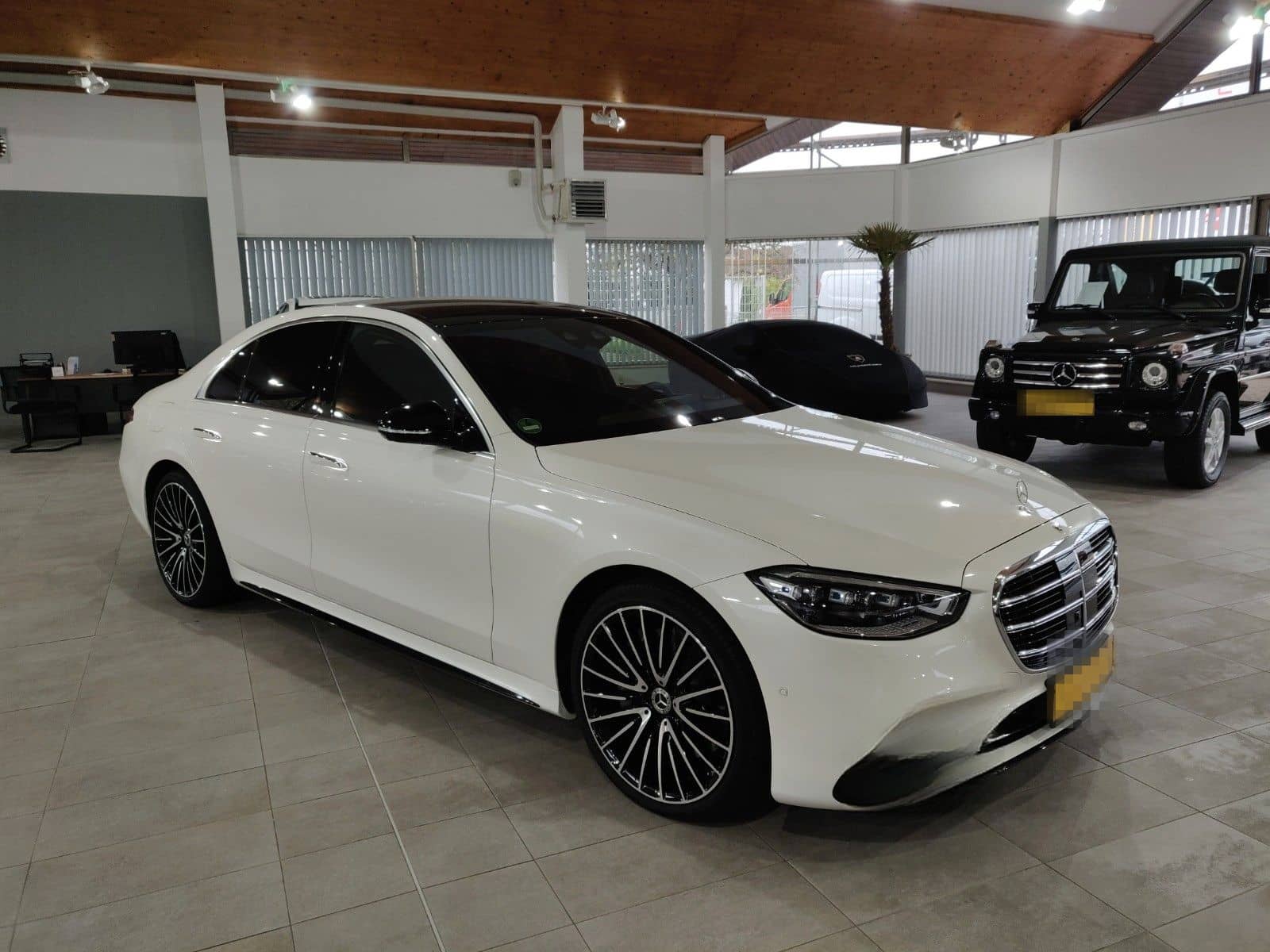 Mercedes-Benz S 400 d 4M AMG Night Pano 21" Digital 360° foto 3