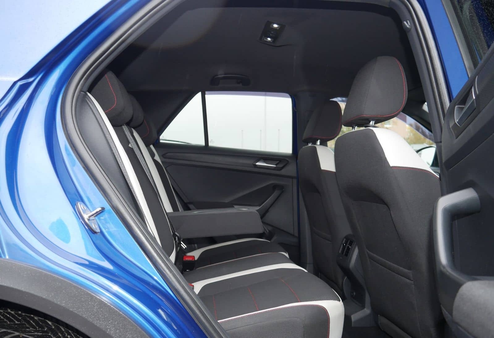 Volkswagen T-Roc 2.0 TSI Sport 4M DSG ACC NAVI SITZHZG RFK foto 5