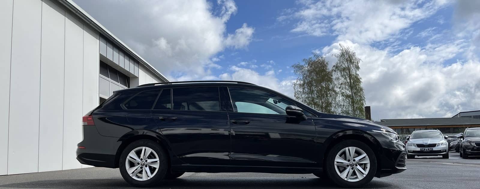 Volkswagen Golf Variant 2.0 TDI Life 127€ m. 20% AnzahlungD foto 5