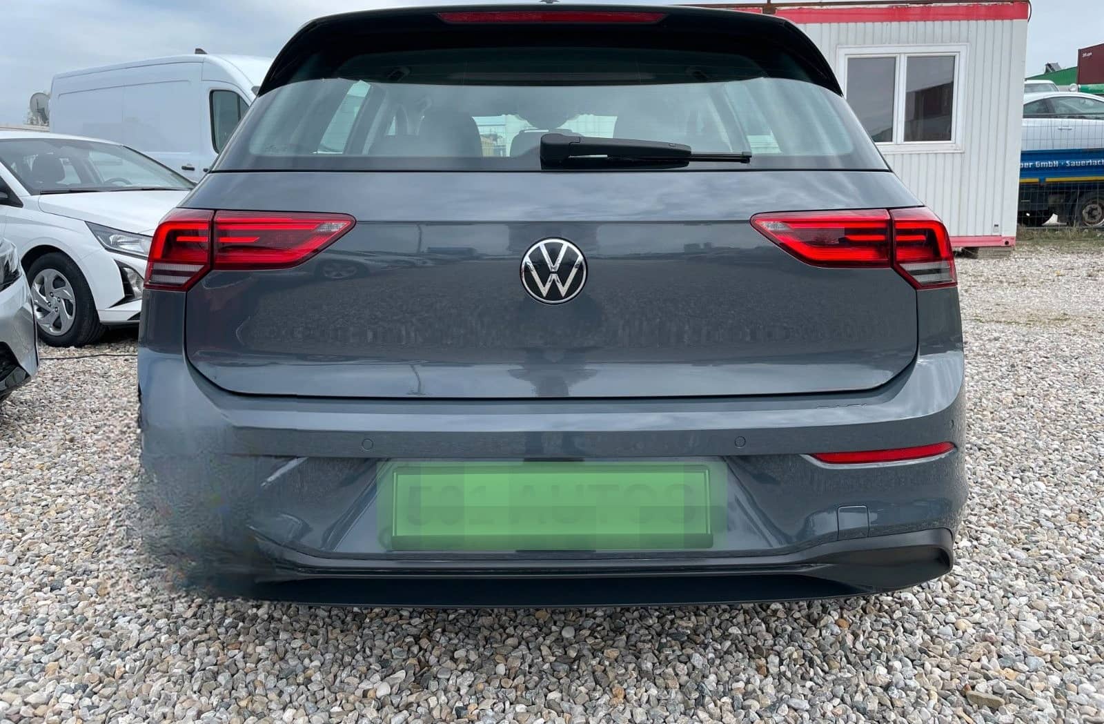 Volkswagen Golf VIII Lim. 1.5 eTSI LED PDC Ambiente foto 4