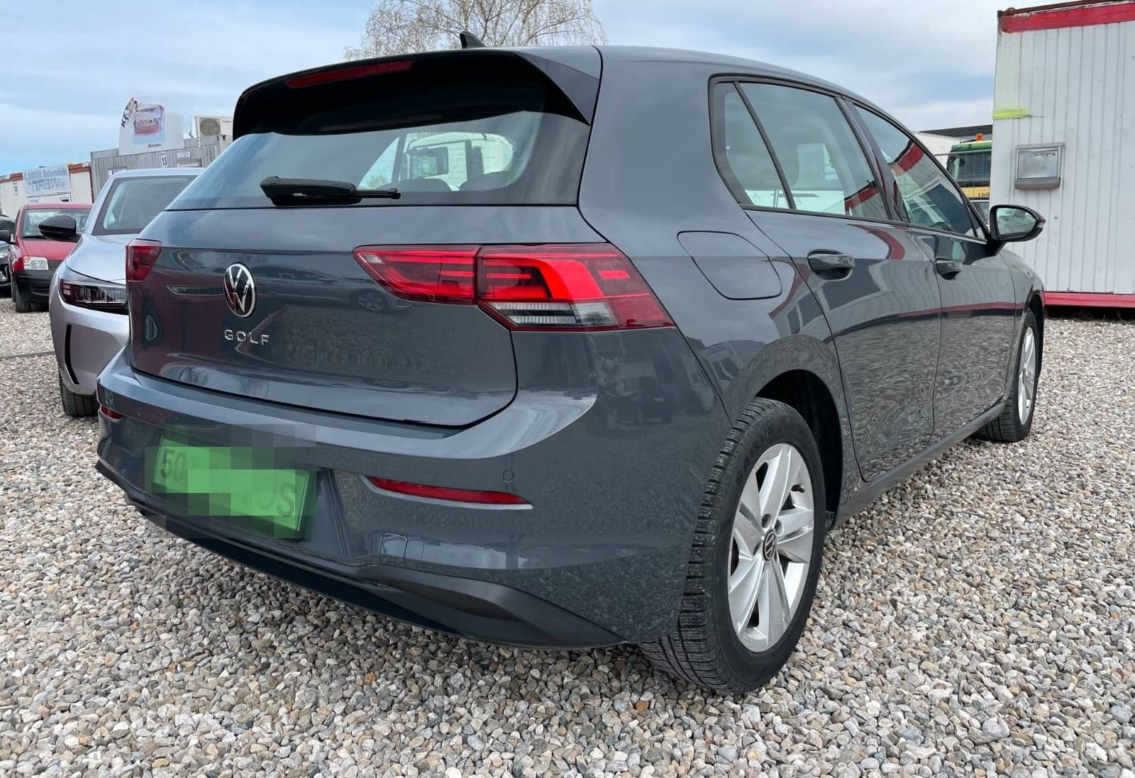 Volkswagen Golf VIII Lim. 1.5 eTSI LED PDC Ambiente foto 6