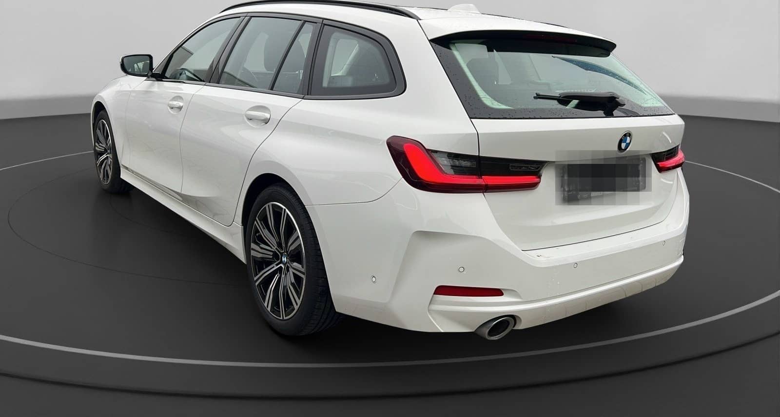 BMW 320i Touring HiFi Pano.Dach Driving Assist. Prof foto 4