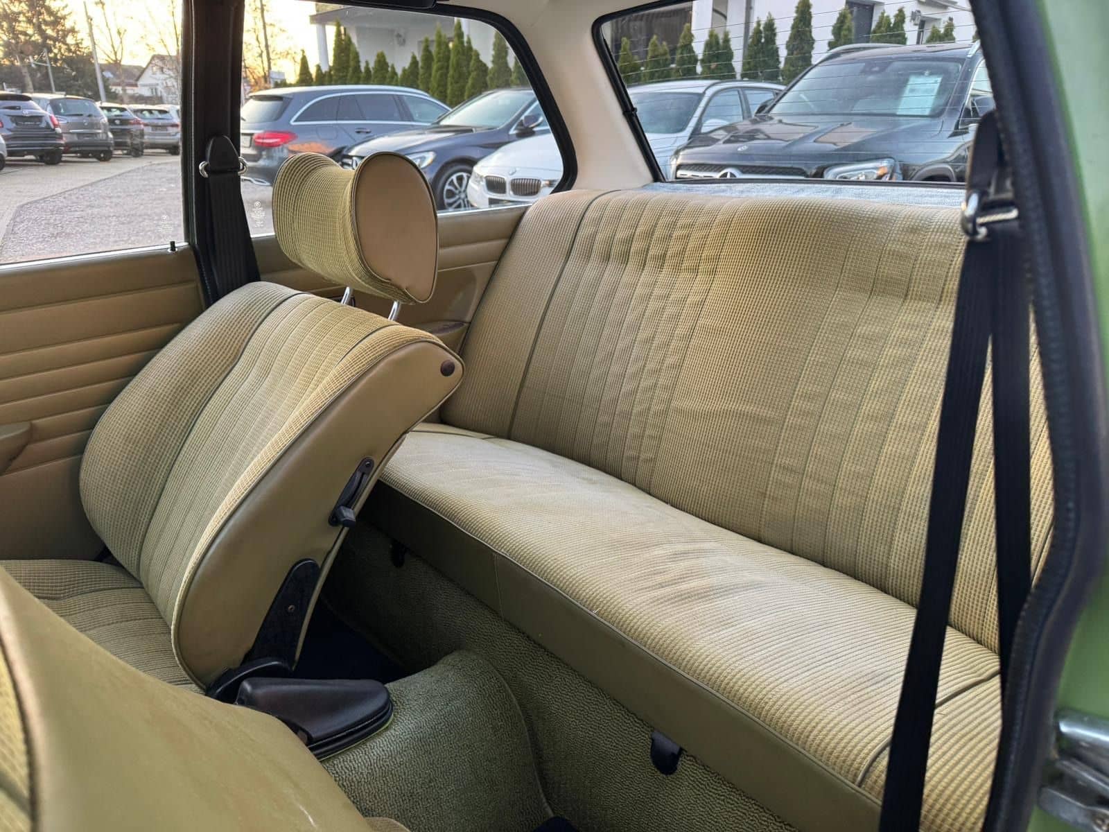 BMW 318 Coupe nur 44000km-Tüv Neu-Oldtimer-Rostfrei foto 14