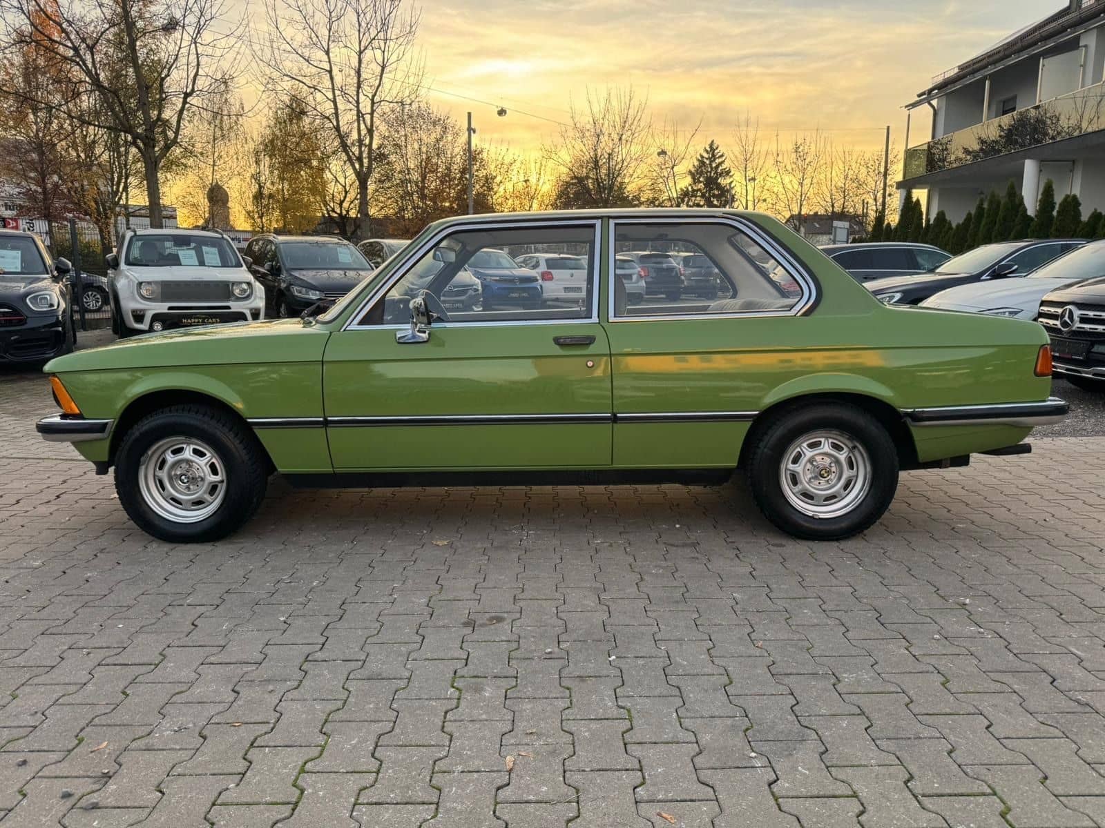 BMW 318 Coupe nur 44000km-Tüv Neu-Oldtimer-Rostfrei foto 8