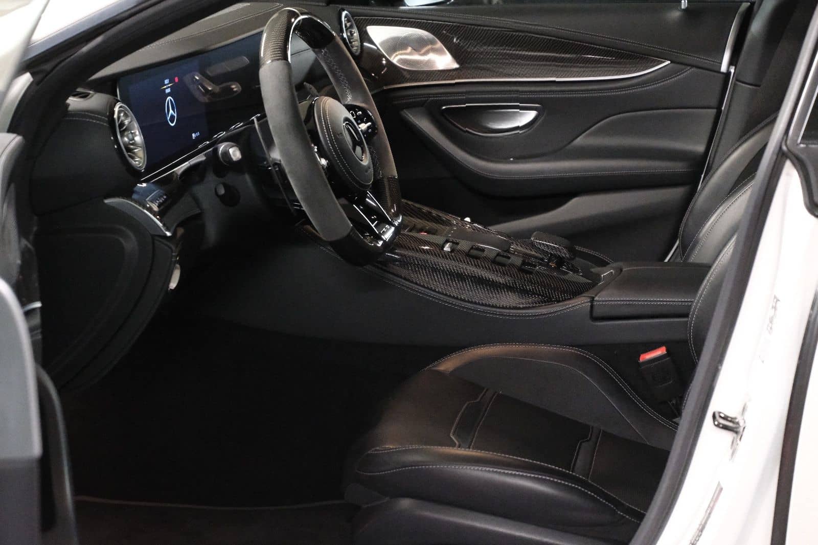 Mercedes-Benz AMG GT 63S 4T 4Matic+*Pano*Burmester*5Sitze*Head foto 10